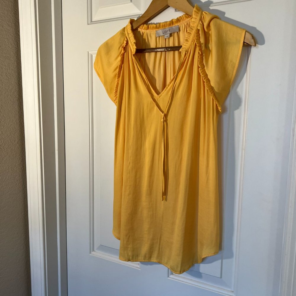 Loft Blouse - Picture 2 of 4